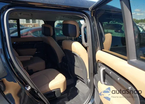 2025 Land Rover Defender 130 P400 X-Dynamic Se z USA, uszkodzony, nr VIN SALE2FEU4S2410234